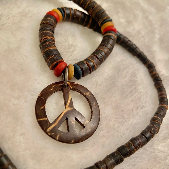 Wood and leather jewelry - Picture 9 of 13